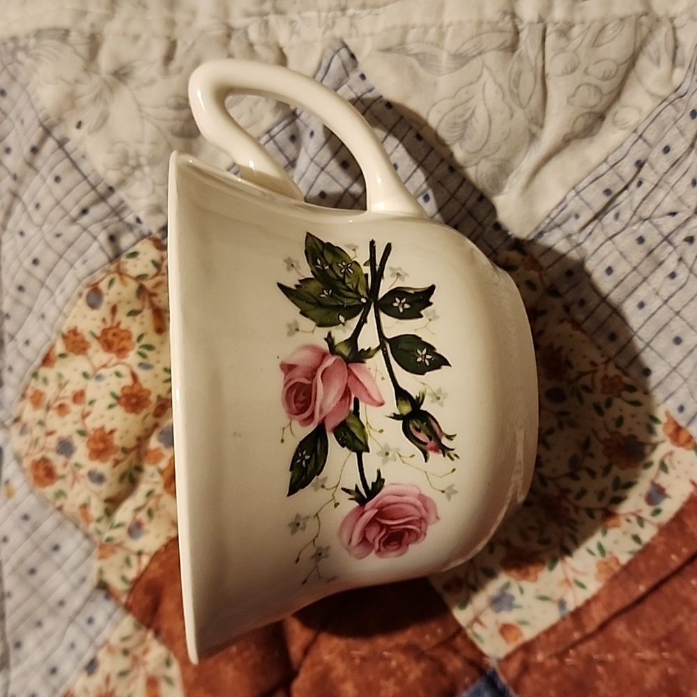 Vintage Rose Tea Cup